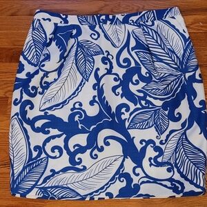 Beautiful Blue And White Botanical Floral Pattern Lined Skirt. NWOT